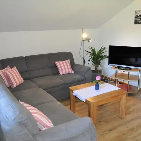 Haus Robert Wagner شقة
